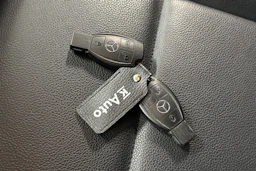 harmaa Mercedes-Benz Vito 2021 kuva 21.