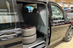 met. musta Mercedes-Benz Vito 2021 kuva 29.