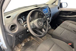 valkoinen Mercedes-Benz Vito 2021 kuva 3.