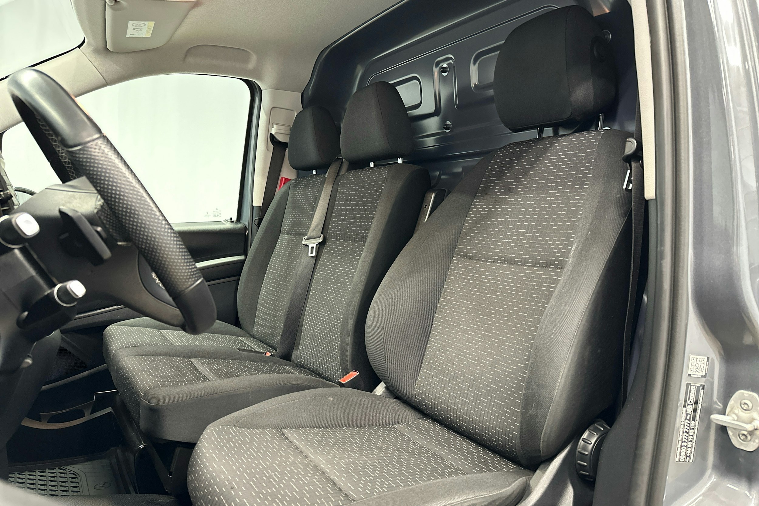 harmaa Mercedes-Benz Vito 2022 kuva 8.