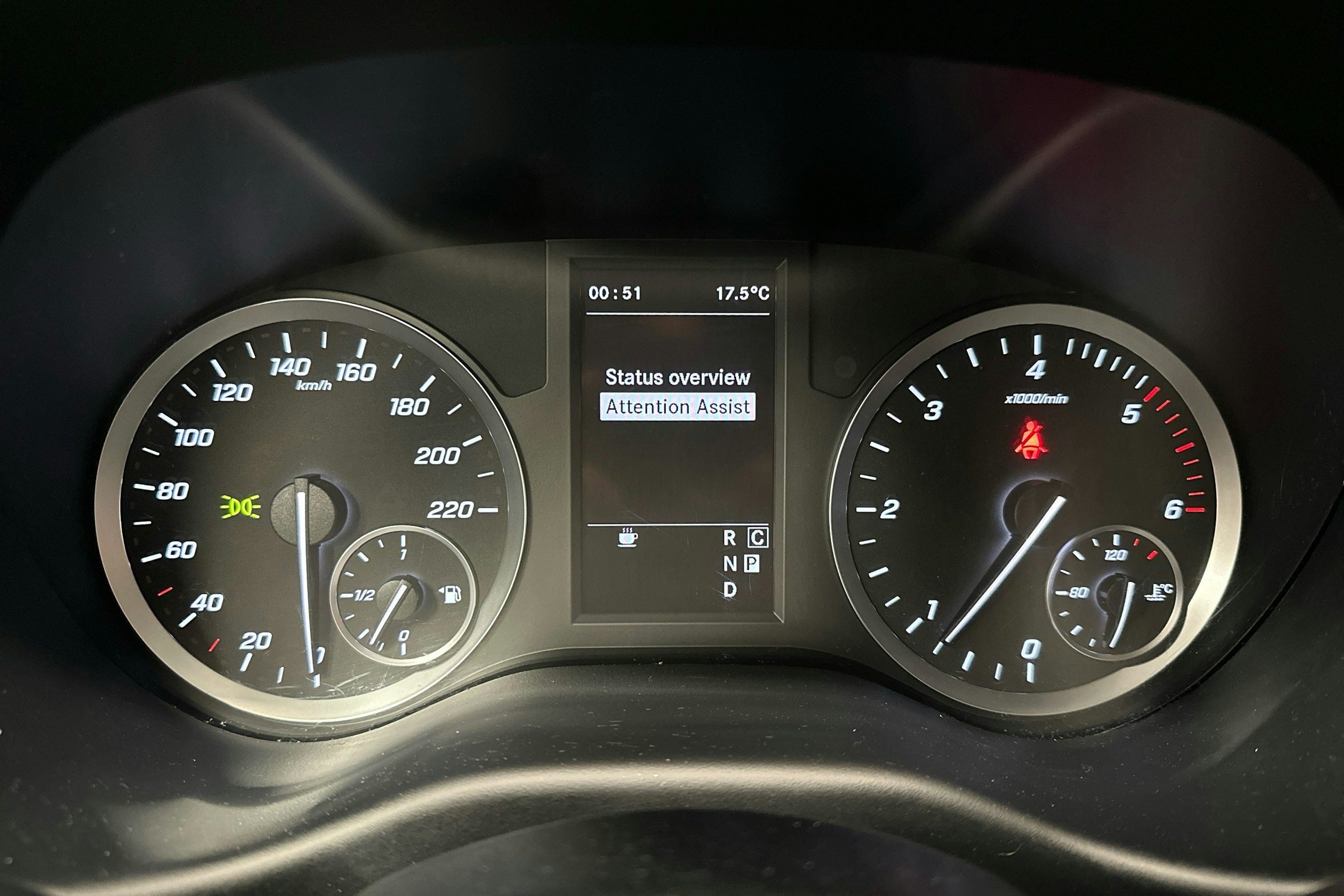 harmaa Mercedes-Benz Vito 2022 kuva 18.