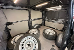 harmaa Mercedes-Benz Vito 2022 kuva 4.