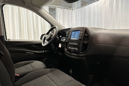 valkoinen Mercedes-Benz Vito 2022 kuva 6.