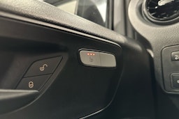 valkoinen Mercedes-Benz Vito 2022 kuva 15.
