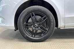 valkoinen Mercedes-Benz Vito 2022 kuva 19.