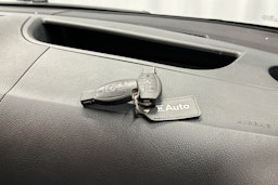 valkoinen Mercedes-Benz Vito 2022 kuva 21.
