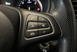 vihreä Mercedes-Benz Vito 2022 kuva 13.