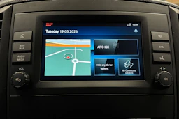 vihreä Mercedes-Benz Vito 2022 kuva 16.