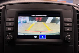 vihreä Mercedes-Benz Vito 2022 kuva 19.