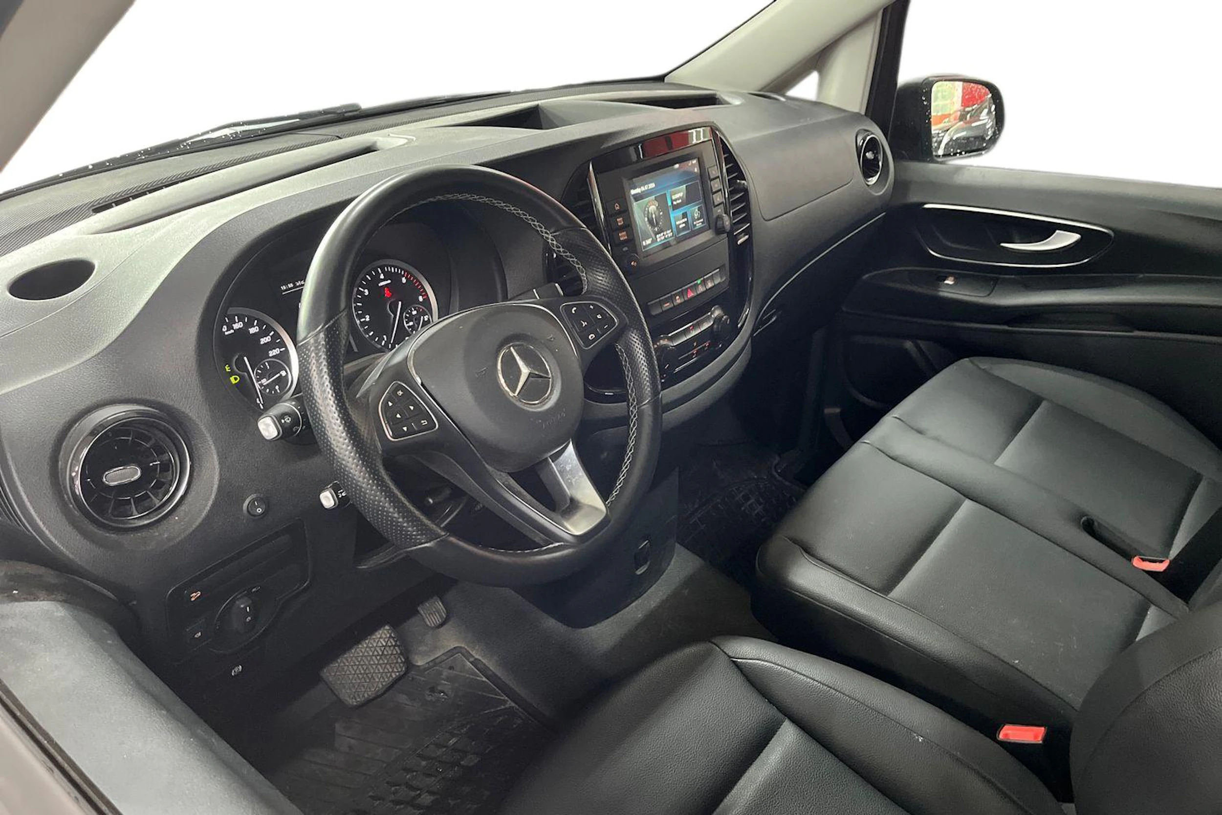 Harmaa Mercedes-Benz VITO 2022 kuva 6.