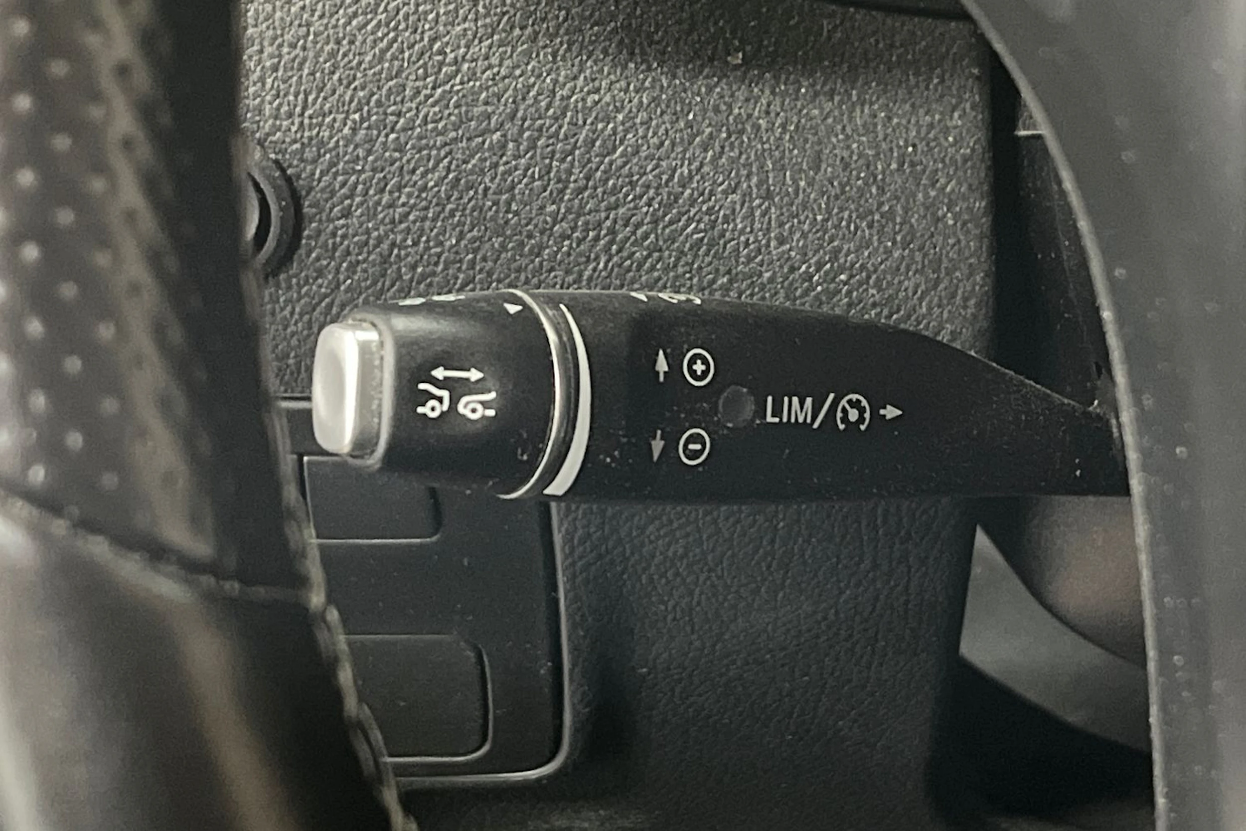 Harmaa Mercedes-Benz VITO 2022 kuva 15.
