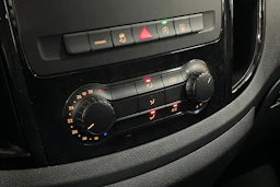 Harmaa Mercedes-Benz VITO 2022 kuva 20.