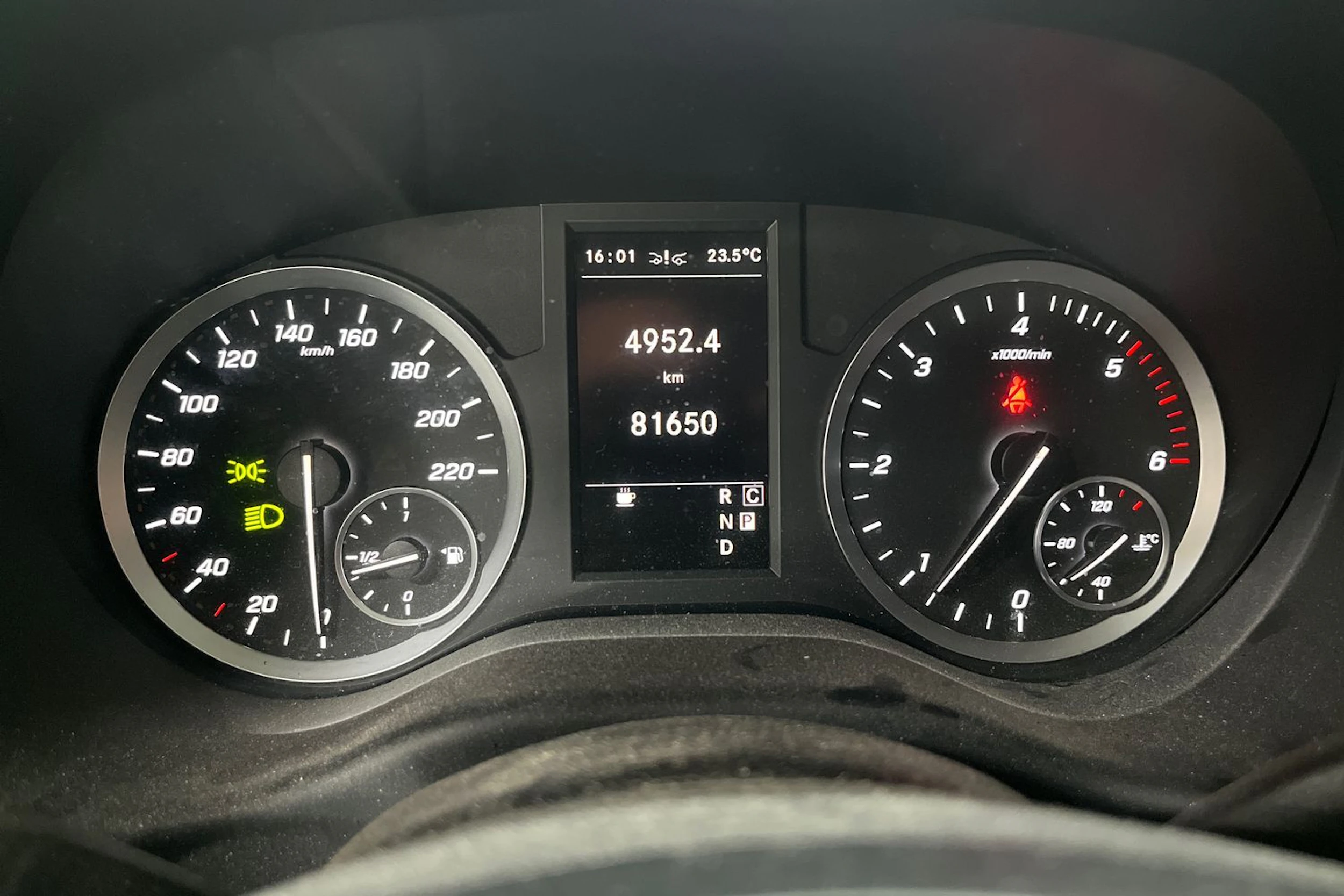Harmaa Mercedes-Benz VITO 2022 kuva 22.
