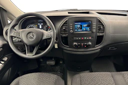 harmaa Mercedes-Benz Vito 2022 kuva 7.