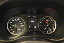 harmaa Mercedes-Benz Vito 2022 kuva 10.