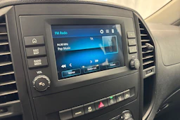 harmaa Mercedes-Benz Vito 2022 kuva 16.