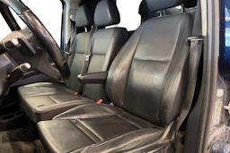 sininen Mercedes-Benz Vito 2022 kuva 7.
