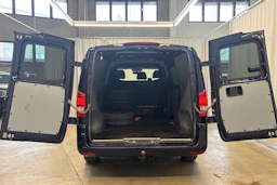 sininen Mercedes-Benz Vito 2022 kuva 19.