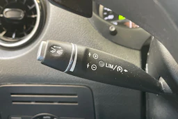 valkoinen Mercedes-Benz Vito 2022 kuva 23.