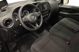 valkoinen Mercedes-Benz Vito 2022 kuva 6.