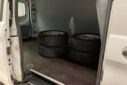 valkoinen Mercedes-Benz Vito 2022 kuva 8.