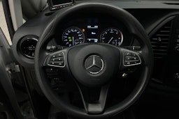 valkoinen Mercedes-Benz Vito 2022 kuva 12.