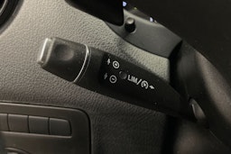 valkoinen Mercedes-Benz Vito 2022 kuva 15.