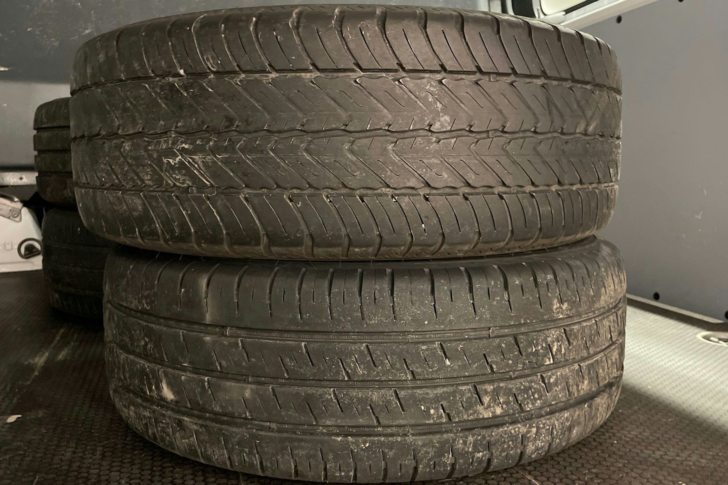 valkoinen Mercedes-Benz Vito 2022 kuva 19.