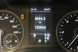 harmaa Mercedes-Benz Vito 2022 kuva 11.