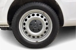 valkoinen Mercedes-Benz Vito 2022 kuva 9.