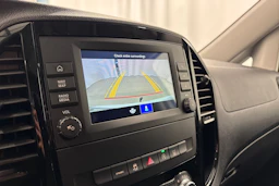 valkoinen Mercedes-Benz Vito 2022 kuva 11.