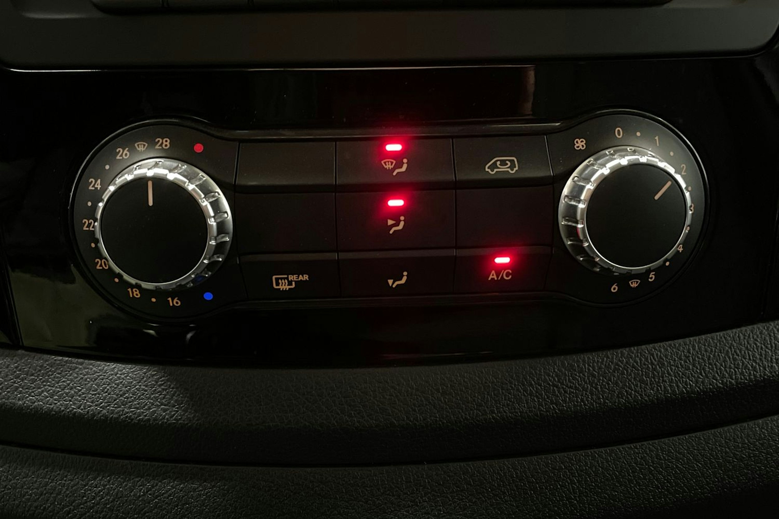 hopea Mercedes-Benz Vito 2022 kuva 13.