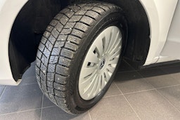 valkoinen Mercedes-Benz Vito 2022 kuva 9.