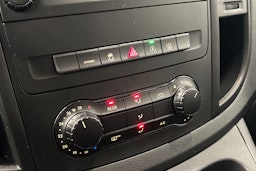 valkoinen Mercedes-Benz Vito 2022 kuva 15.