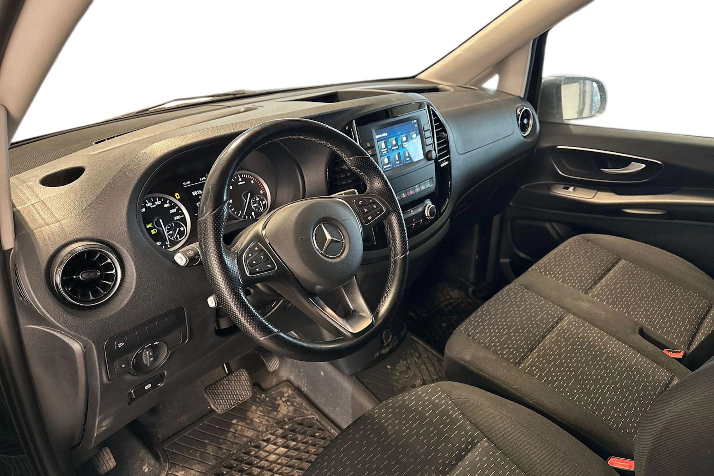 musta Mercedes-Benz Vito 2022 kuva 3.