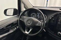 musta Mercedes-Benz Vito 2022 kuva 10.