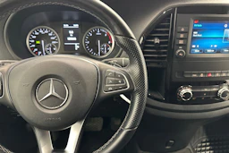 musta Mercedes-Benz Vito 2022 kuva 12.