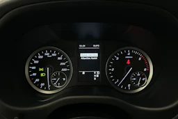 musta Mercedes-Benz Vito 2022 kuva 23.