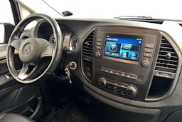 musta Mercedes-Benz Vito 2022 kuva 11.