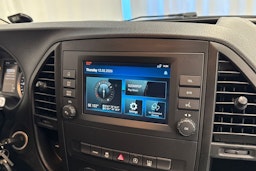 musta Mercedes-Benz Vito 2022 kuva 13.