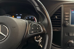 musta Mercedes-Benz Vito 2022 kuva 19.