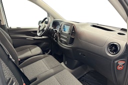 valkoinen Mercedes-Benz Vito 2022 kuva 9.