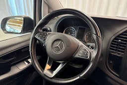 valkoinen Mercedes-Benz Vito 2022 kuva 13.