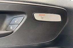 valkoinen Mercedes-Benz Vito 2022 kuva 18.