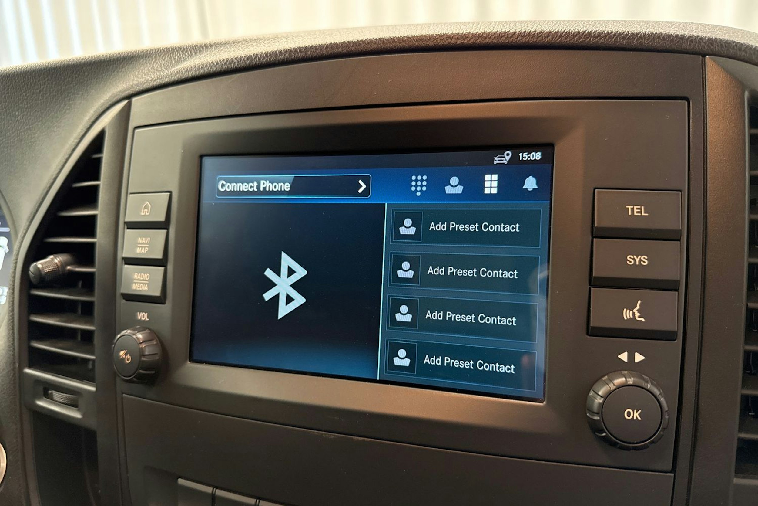 valkoinen Mercedes-Benz Vito 2022 kuva 22.