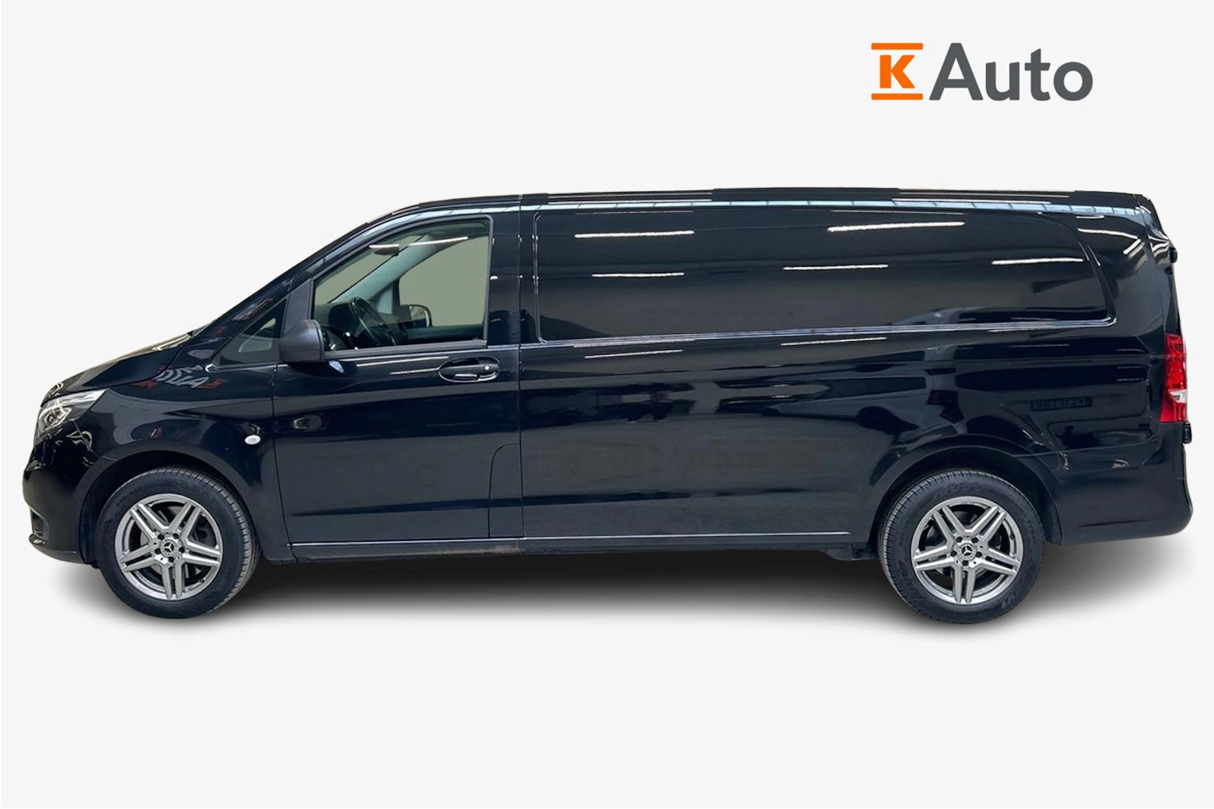musta Mercedes-Benz Vito 2022 kuva 7.