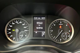 musta Mercedes-Benz Vito 2022 kuva 12.