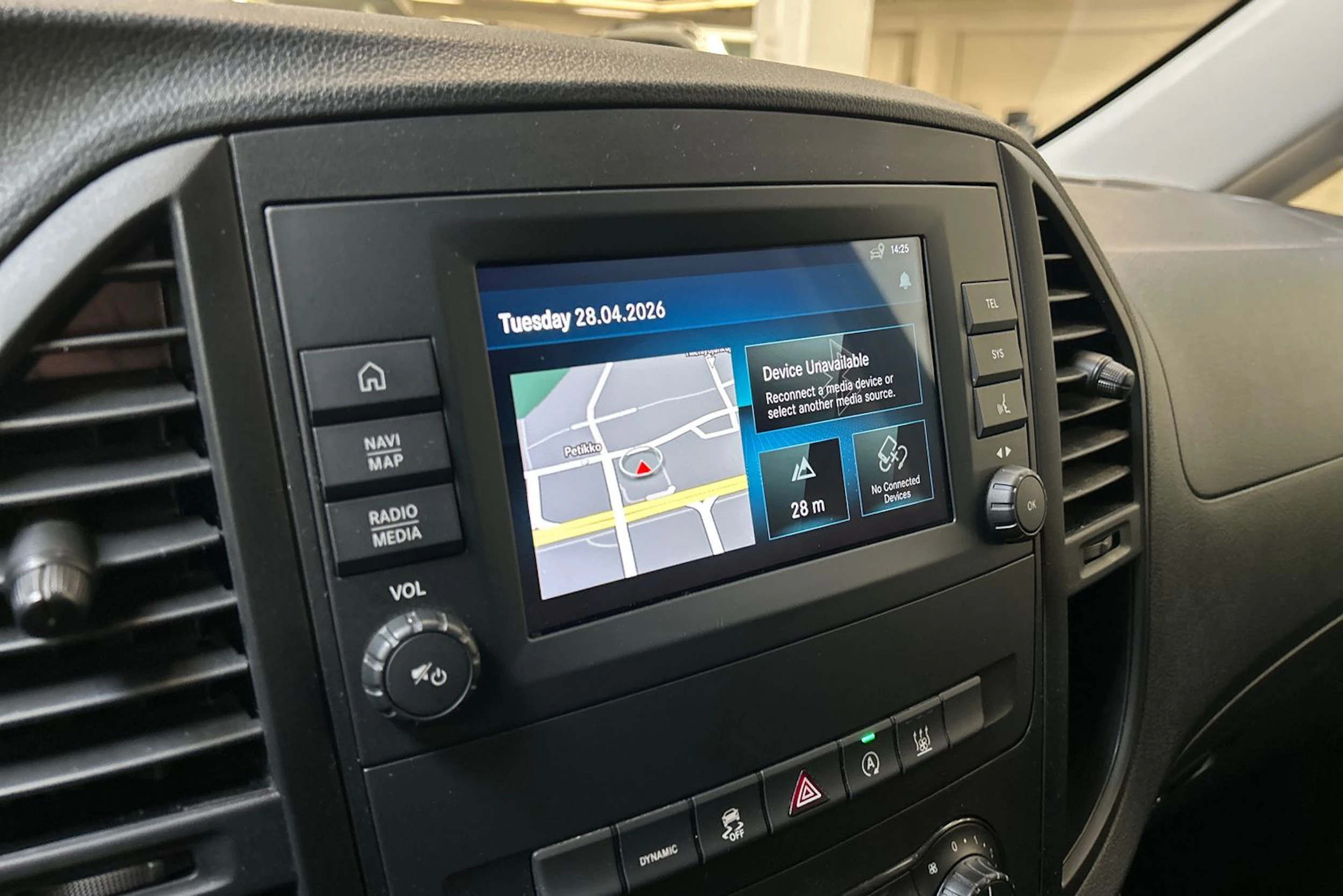 musta Mercedes-Benz Vito 2022 kuva 17.