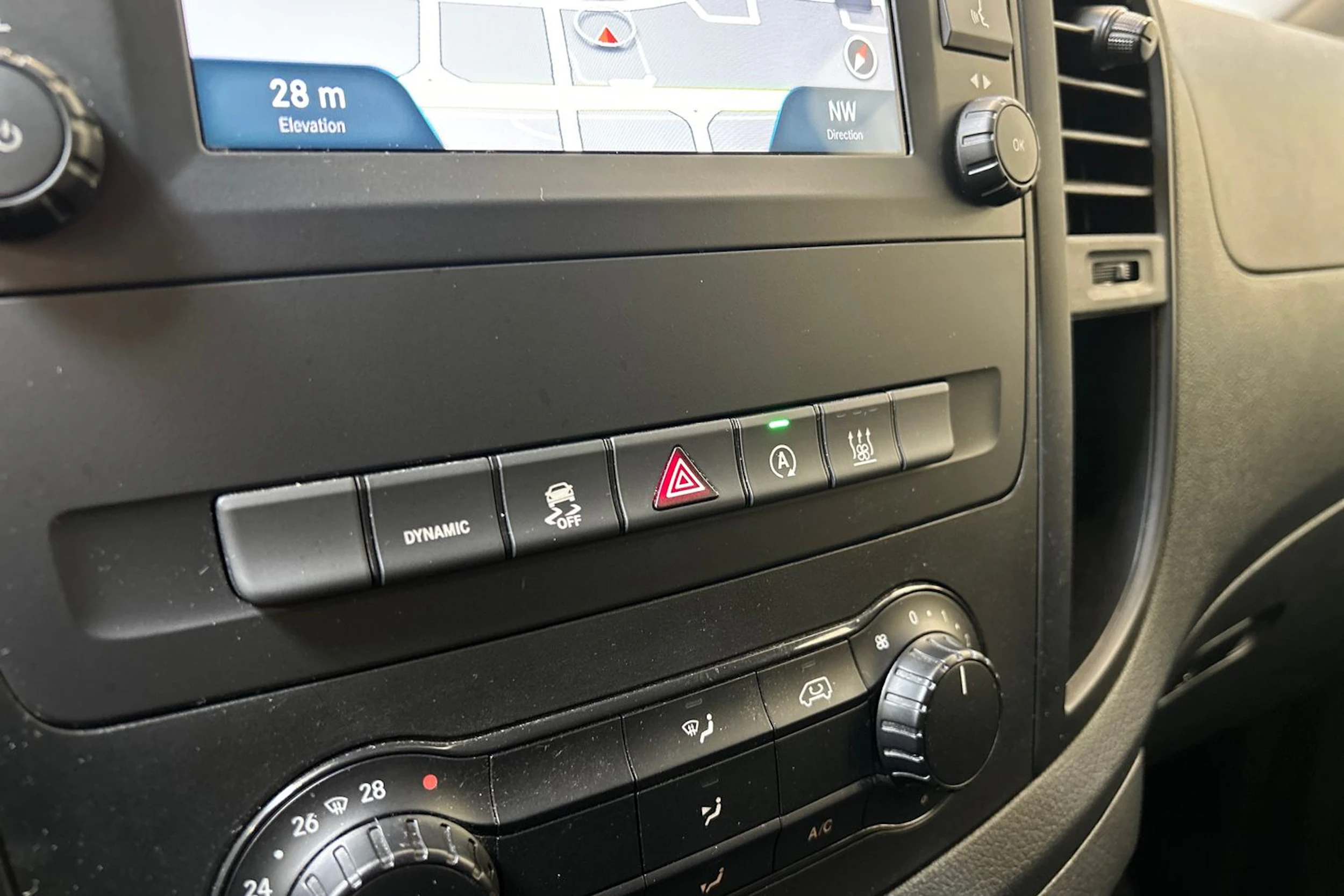 musta Mercedes-Benz Vito 2022 kuva 20.