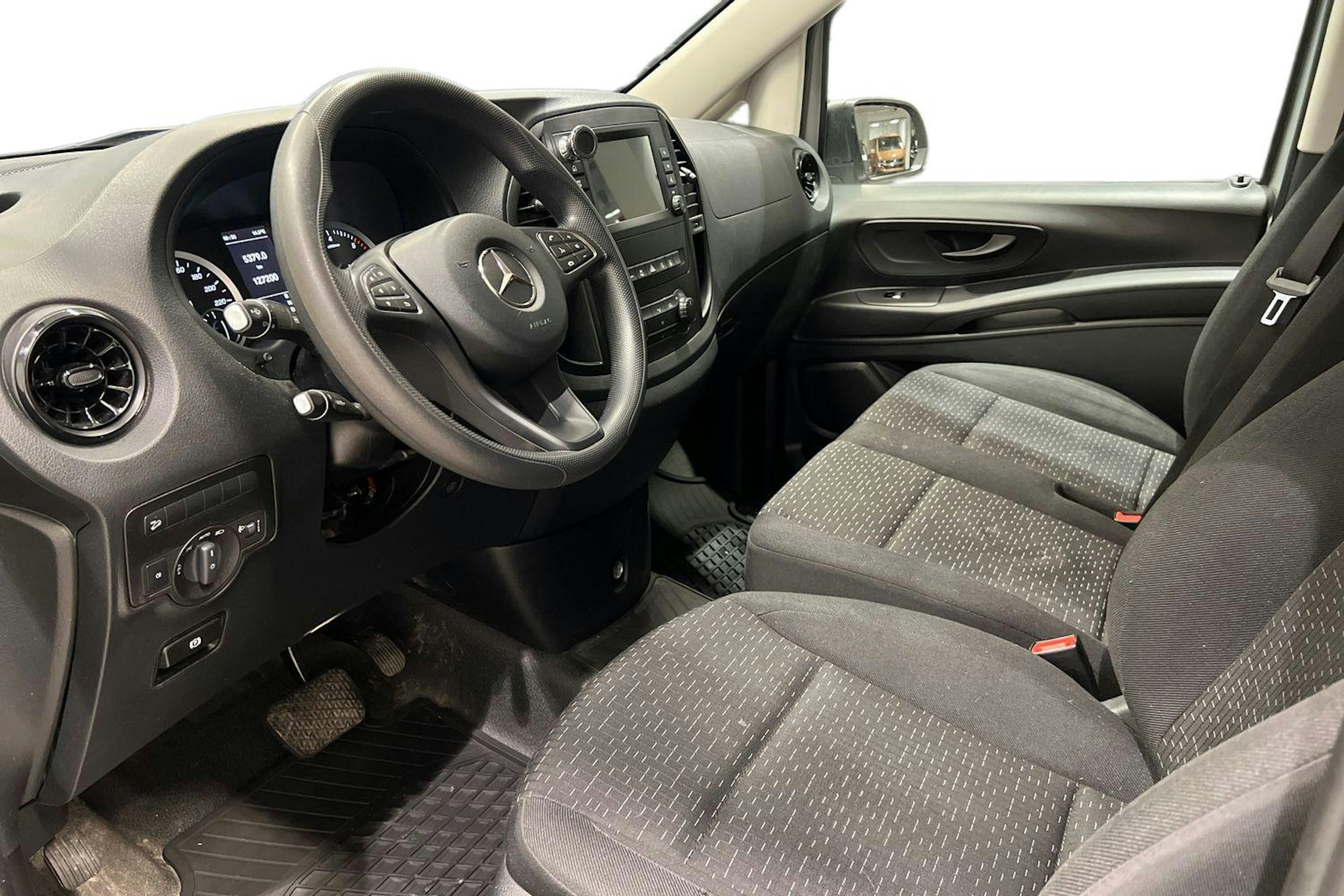 Harmaa Mercedes-Benz VITO 2022 kuva 8.